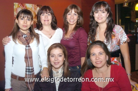18112008
Rosío Reyes, Maripili Martínez, Brenda Castellanos, Gaby Ramírez, Vero Sosa y Pilar Abusaid