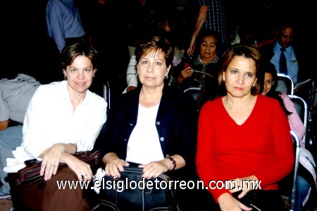 18112008
Susana y Esther Estens y María Eugenia García.
