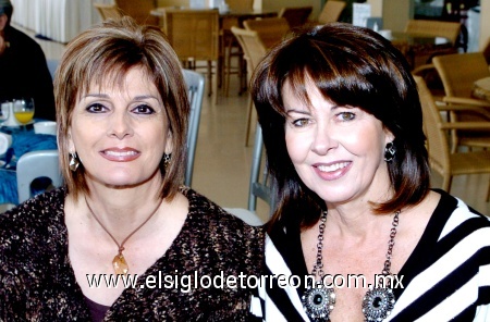 19112008
Ángeles Sáenz y Gaby Peña