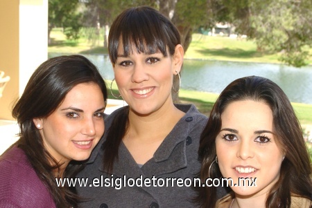 21112008
Ana Isabel Marcos, Pily Macías y Margarita Martínez