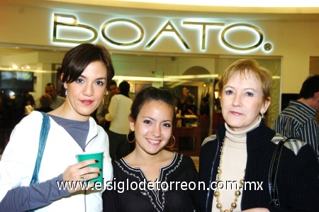 24112008
Karla Russek, Ma. Inés Carrillo y Luz María Russek.