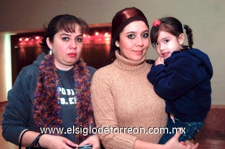 24112008
Mariana Maldonado, Mariana Molina y Mariana Maldonado.