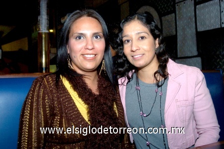 26112008
Ana Laura de Morales y Érika Escárcega