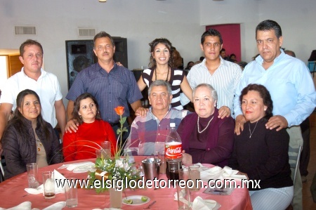 26112008
Carlos Alberto, Francisco Javier, Angélica, David, Fernando, Patricia Hernández, Patricia Reyes, Francisco, Silvia Irene y Gabriela