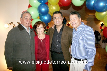 27112008
Enrique y María Luisa Galindo, Gerardo y José Salvador Galindo Fierro