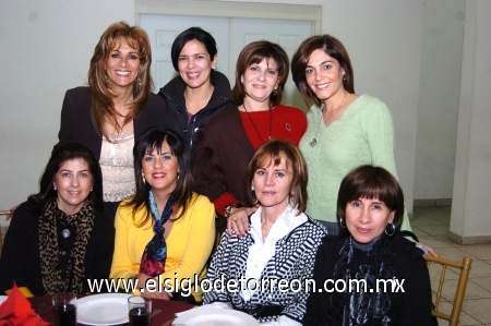 06122008
Lety de González, Adriana de Aguilar, Paty de Medinaveitia, Liz de Villarreal, Margarita de García, Sonia de Garza, Rocío Hernández y Nora González.