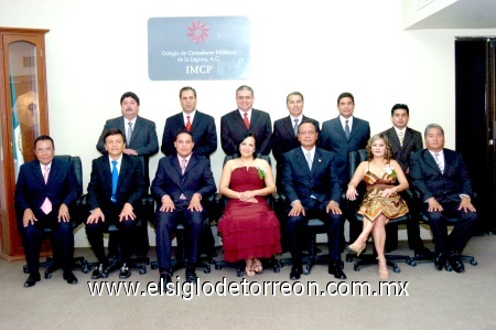 10122008
Juan Morales, Octavio García, Everardo Zúñiga, Leticia Herbert, María Woo, Tomás Enríquez, Juan Gutiérrez, Alfonso Casavantes, Juan Álvarez, Jesús Borrego, Samuel Durán y Luis Muñoz