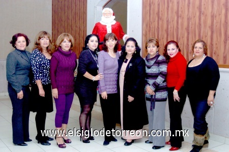 10122008
Male de Barrera, Martha de Duarte, Claudia de Betancourt, Coco González Silveyra, Angelita de Rentería, Luz Evelia de Flores, Gina de Luna, Soad Izaguirre y Claudia Betancourt