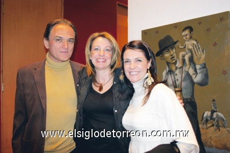 Enrique Castro, Marcela Estens y Mary Carmen Espada.