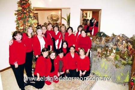 Generación 71
En casa de Estela Reed de Obeso se reunieron las ex alumnas del Colegio Americano.