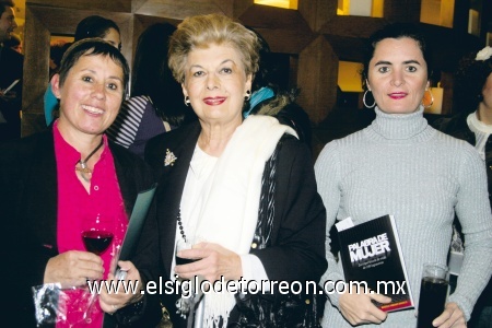 Ione Villarreal, Ruca de la Parra y Claudia Arteaga.