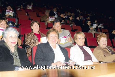 Pilar Perches, Lupita Padilla, Amelia Perches y Mari Bassol.