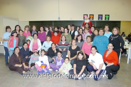17122008
Posada navideña del grupo de baile del profesor David Tovar del Club San Isidro