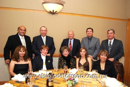 22122008
Indalecio de la Peña, Magdalena Morales, Alfredo Corrales, Paloma Mendoza, Arturo González, Dolores Palacios, Rubén Alejandro Rivas y María del Carmen Jiménez, Miguel Ramírez y Mónica Perales.