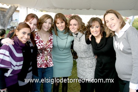 15122008
Sofía, Nury, Ale, Adriana, Lorena, Maritere y Claudia.