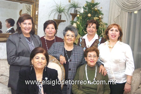 31122008
Rosy Muñiz, Conchis Fernández, Rosy Armendáriz, Chonita Varela, Juanita Sabag, Carmelita Villanueva y Lupita Flores