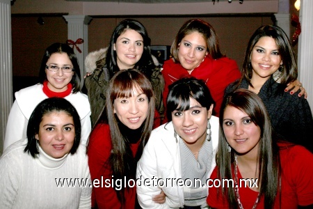 01012009
Sue Ellen Borrego, Bety Borrego, Maribel Hernández, Blanca Núñez, Priscila Romo, Lucía Romo, Patricia Favela y Alma Quezada