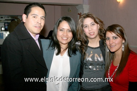 01012009
Maribel Hernández, Mónica Quezada, Elsa Barraza y Raúl Lozano