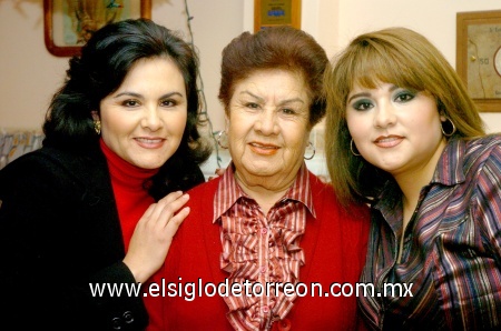 02012009
Aurora Aldama de Sánchez, Leticia de Padilla y Cristina de Jáquez