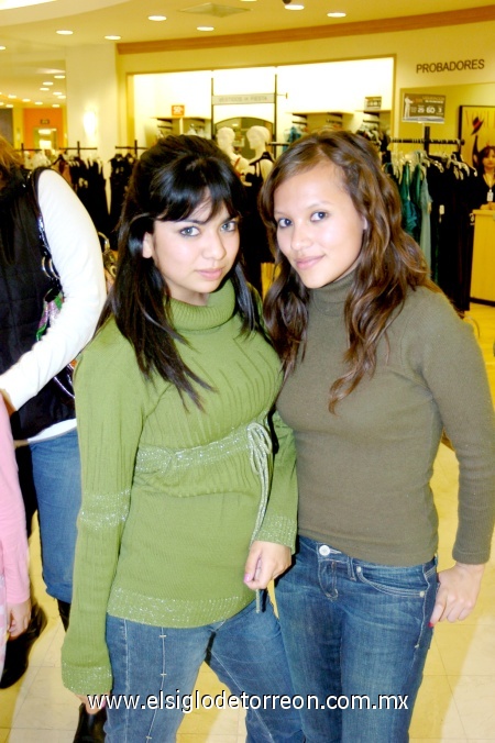 02012009
Vicky Allen y Janeth Mata