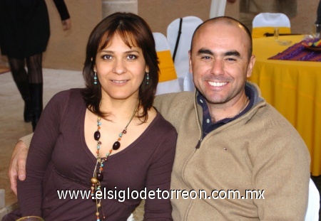 05012008
Rosa Velia Torres de Martínez y Salvador Martínez.
