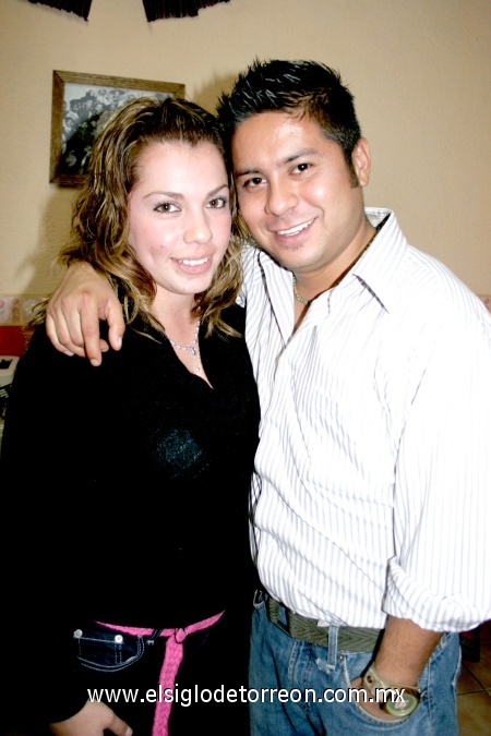 08012009
Xochitla y Alan del Río