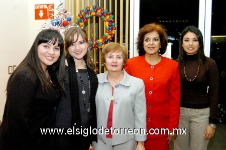03012009
Leyla Fahur, Aydee Lee, Blanca Inés de Alba, Elsa Lucía Ochoa y Paty Cueva