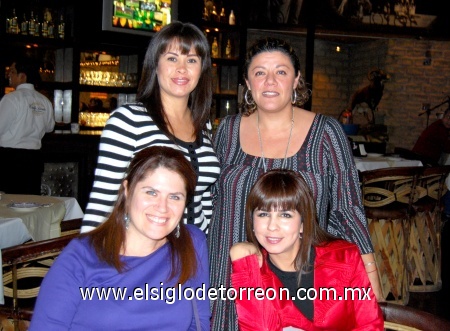 07012009
Rosy Martínez, Ana Borrego, Güera Campuzano y Dora Chibli