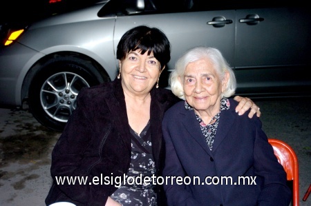 09012009
Hercilia Jiménez y María Elena de Estabillo