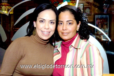 10012009
Karla Cossio y Ema de Hernández