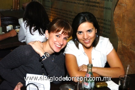 12012008
Brenda Ruiz y Dulce Rivera.