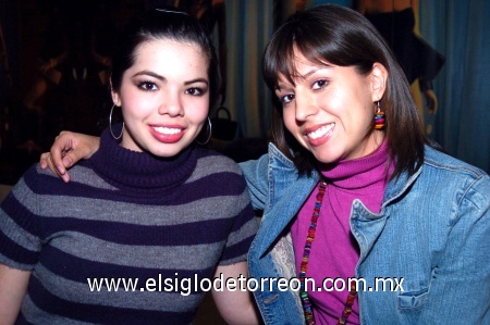 13012008
Evelyn González y Kenia Vallejo.