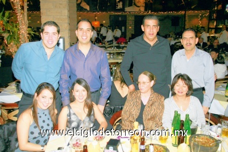 Ana Paola de la Garza y José Luis Mantecon, Carolina y Gustavo Canales