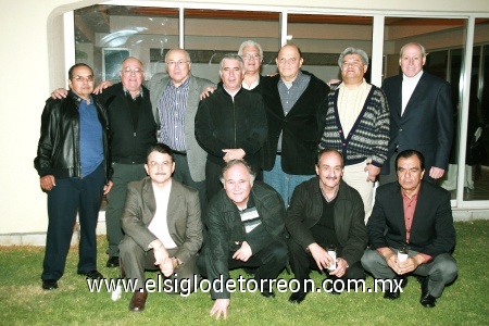 19012009
Gerardo Murra, Enrique Betancourt, Manuel Chávez, Alejandro Campos, Jorge Alarcón, Roberto Azuela, Teodoro Facusse, Salim Giacomán, Carlos Sánchez, Alfonso Burciaga, Jorge Pérez y Francisco Delgado.