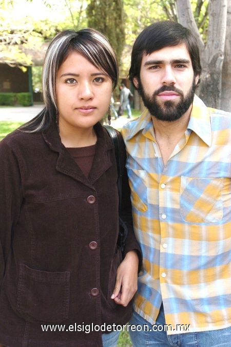 20012009
Jéssica López y Checo Gómez.