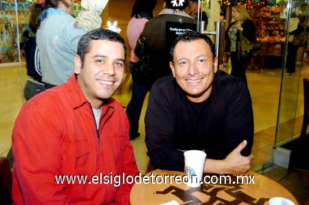 11012009
Edson Contreras y Enrique Esquivel.