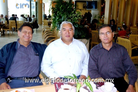 11012009
Humberto Pérez, Luis Alberto Vázquez y Rogelio Guerrero.