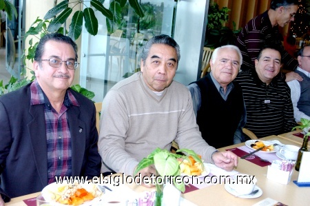 11012009
Jesús Moreno, Ricardo Tea, Ismael Téllez y Jaime Méndez.