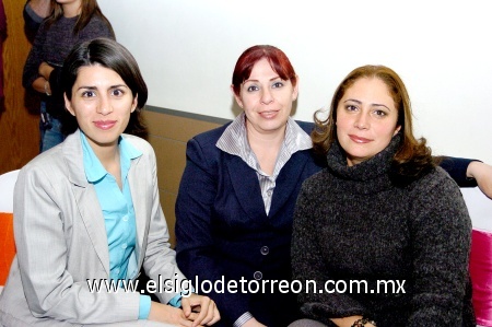 11012009
Luisa Díaz, María Luisa Villarreal y Nayeli Argote.