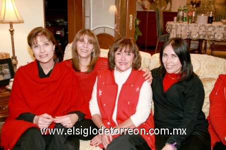 11012009
Sofía Lambros, Nadia Chamut, Sylvia Lavín y Alma Calzada.