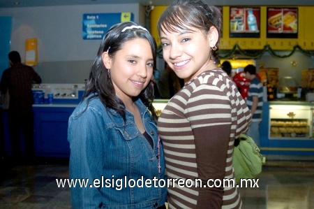 11012009
Valeria Dorado de la Peña y Allison Montelongo Jiménez.