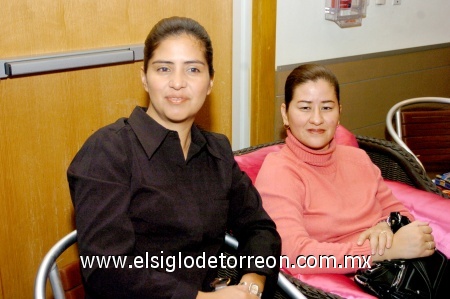11012009
Verónica López Lozano y Rocío Jáuregui