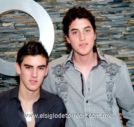 14012009
Jorge Diez y Jorge Iván González