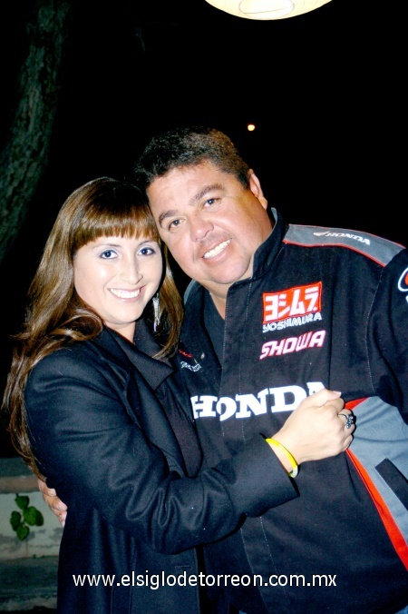 15012009
Rosy y Andrés Izaguirre también disfrutaron del festejo.