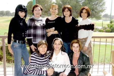 26012008
Blanca Ramírez, Lety Albores, Rosy Wong, Gaby Anaya, Ángeles de Vázquez, Paty Zúñiga, Tensy Ramírez y Estrella Siller.