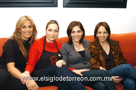 26012009
Nora Escalante, Irma de González, Sori de Garza y Mónica Villarreal.