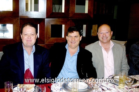 16012009
Ricardo López, Fernando Marroquín y Roberto García.
