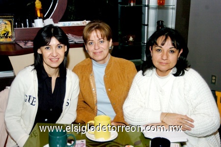 17012009
Alejandra Montellano, Carmina Bohigas y Gelis Molina.