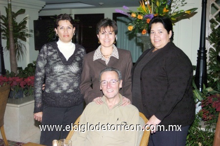 18012009
Ana Cristina, Guadalupe, Cynthia y Marcel