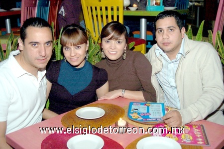 18012009
David Vega, Ileana Correa, Ale Holguín y José Luis Barragán.